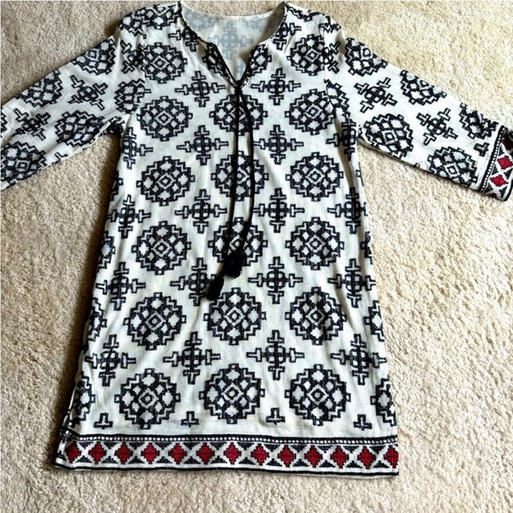 Tolani Medium Shift Dress - Picture 6 of 7